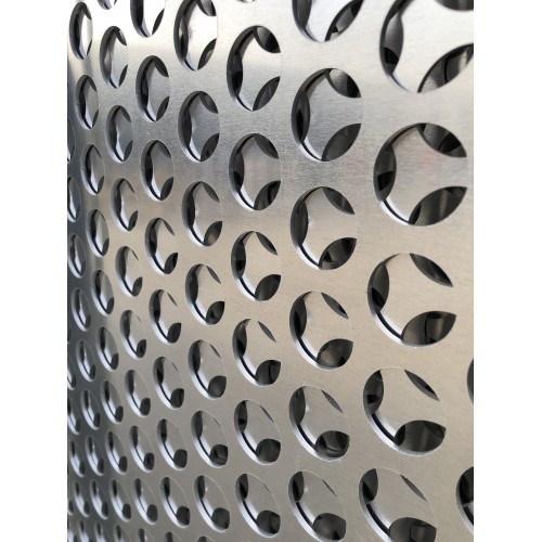 Оцинкованный перфорированный лист Rv 2х0.7